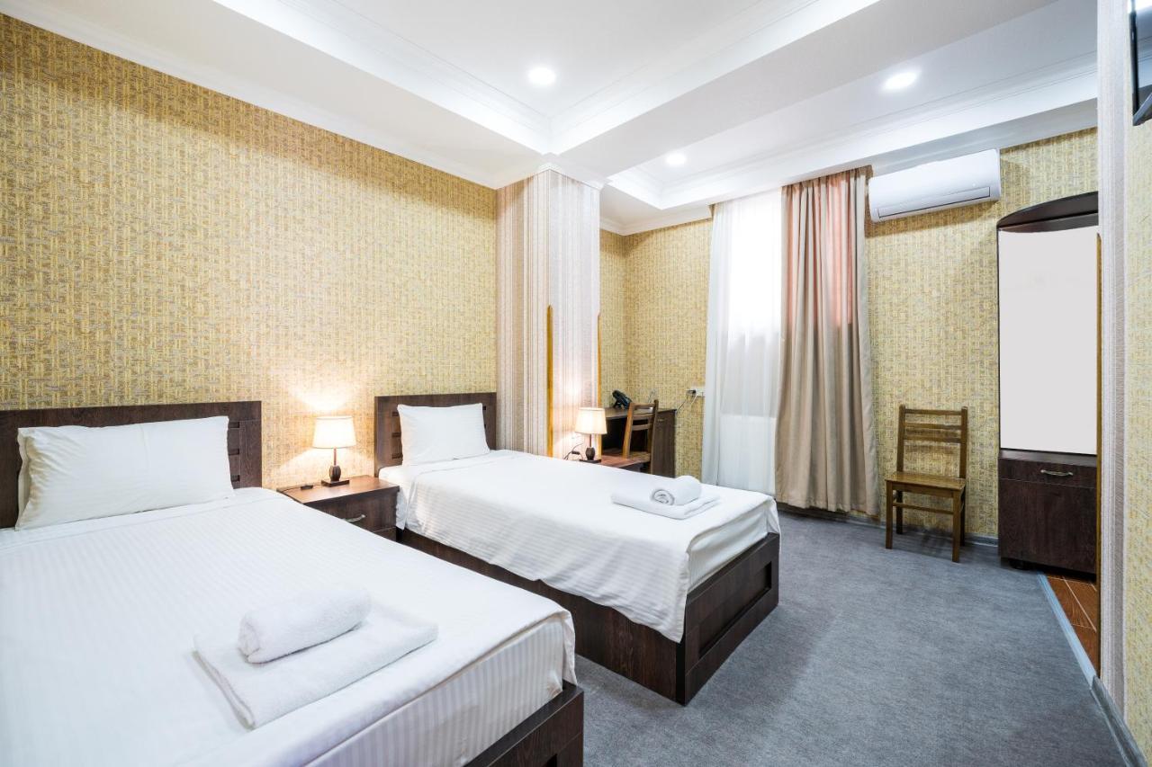 Hotel Georgian House Kutaisi Zewnętrze zdjęcie