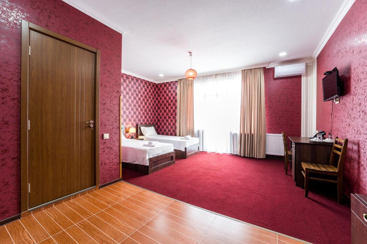 Hotel Georgian House Kutaisi Zewnętrze zdjęcie
